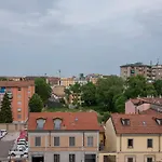 I Host Apartment - Alzaia 118