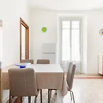 Milano Ca\' Granda Bright Apartment