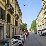 Meta Italy Arco Della Pace