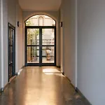 Ihost Studio - Premuda 17