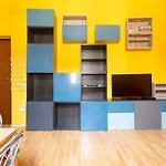 Milano Viale Umbria Colorful Apartment
