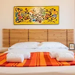 Guest Planet - Grazioso Bilocale Bande Nere M1