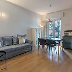 Max\'S House