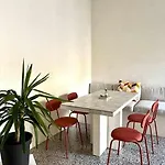 Casa Celeste Minicasa Vicino Allo Stadio San Siro