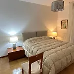 Casa Vacanze 1702, Con La Camera Matrimoniale Con Il Bagno Privato E Un Soggiorno Comune