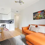 Cimiano M2 Balcony Apartment