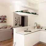 Grandi Apartment