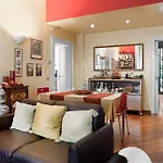 Apartment With Terrace In Central Milan