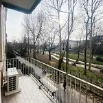 Molino Cozy Apartment With Park View In Downtown Milano