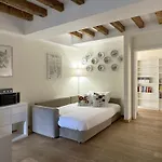 Joivy Cosy Ticinese Retreat 1-Bed Flat Near The Duomo