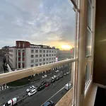 New Wonderful Bilo With Walk-In Closet From Moscova Suites Apartments