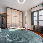 Close To Duomo Lovely City Center Flat