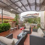 Pontaccio, 4 - Vivere In Brera, Con Ampio Terrazzo