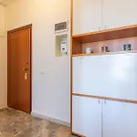 Case Ospitali - Casa Giuliana, Ampio Trilocale Per Famiglie E Box