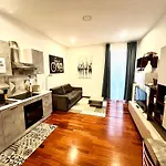 Cosy New Apartment In Portello Certosa