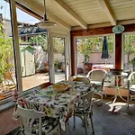 Centrale-Luxury Apartment With Garden Terrace
