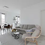 Hacca Collection - Bocconi, Porta Romana 2Br
