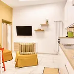 Sarpi56; New 2 Bd Apartment In Sempione District