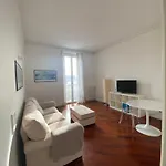 Luminoso Appartamento Bocconi Navigli