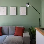 Via Custodi Nest - Chic & Cosy