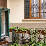 Charming Loft In Milano Isola