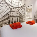 Orange Milano M3 Duomo 12 Min