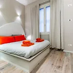 Orange Milano M3 Duomo 12 Min