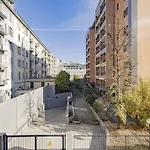 Xenia Apartments - Cozy Luminous Flat Near Navigli