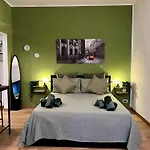 La Bella Milano Charme Apartment 3 Km Away From Duomo/ Netflix & Wi-Fi Included