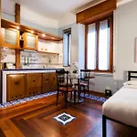 Ariosto Elegant Apartment - Near M1 And Cadorna Station