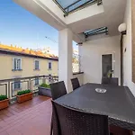 Flat In Center With Terrace, Near Garibaldi Fs