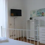 Lovely Navigli Studio With Balcony - Via Carlo Torre