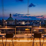 Hotel The Square Milano Duomo - Preferred Hotels & Resorts