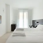 Porta Nuova Bright And Roomy Flat