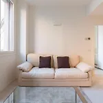 Bullona Elegant Apartment