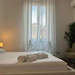 Xenia Apartments - Bright And Elegant Apartment