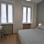 Apartment Pirelli Central Station Apartment By Interhome