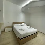 Villa Milano Apt N.4