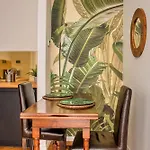 Charming Apartment In Tortona Navigli District