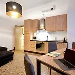 Isola Suite-Hosted By Sweetstay