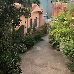 Magnolia House