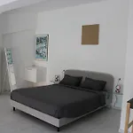 Milan Space Loft - Apartment Close To M5 Subway - Free Parking - Sky & Netflix Tv
