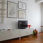 Apartment In Porta Venezia