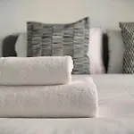 Just Urban Stays - Bright And Functional Apartment - Corso Genova