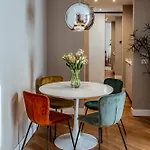 Melzo Junior Suite
