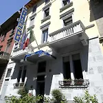 Hotel Dore