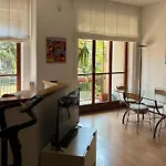 Nice And Cosy Flat In Central Area