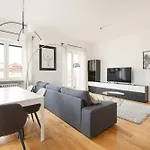 Bright Apartment Milano Centrale