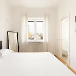 Bright Apartment Milano Centrale