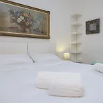 Chinatown Elegant Apartment - Youhosty